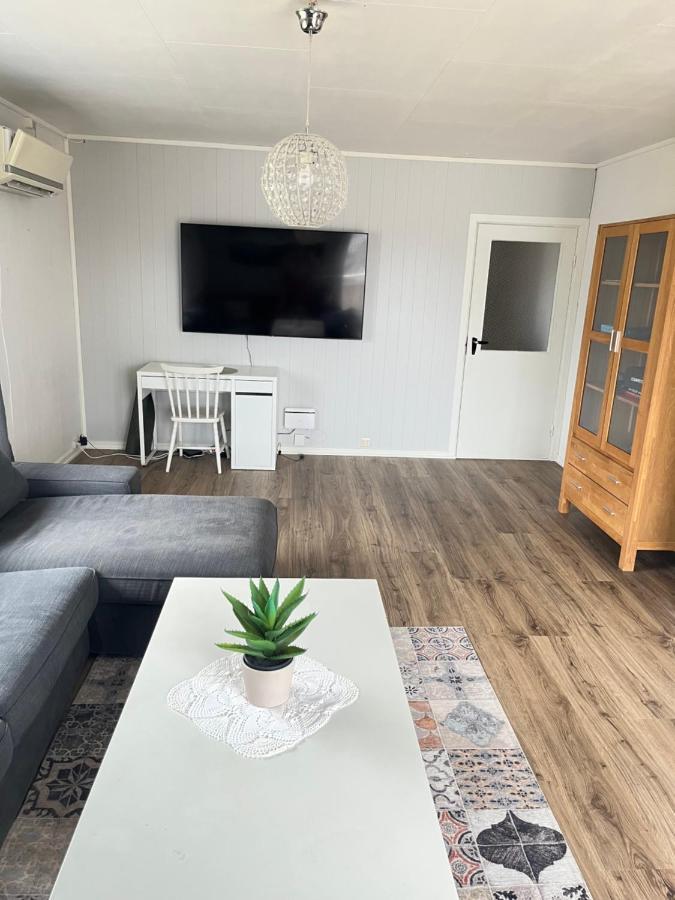 Hus Sentralt I Lofoten Apartment Лекнес Екстериор снимка